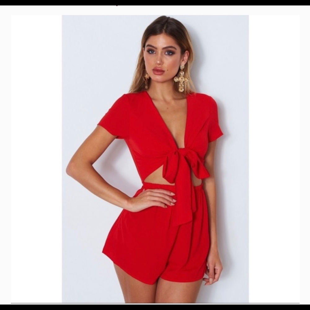 Red white fox romper. Looks new. Only used about 5 times.